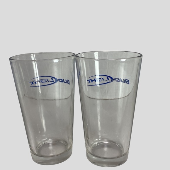 2 Bud Light 16 0z Glass Tumblers Blue (Budweiser) - Picture 2 of 4
